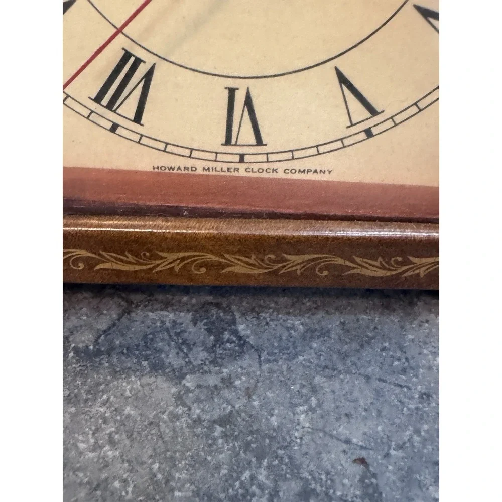 RARE VINTAGE HOWARD MILLER ELECTRIC CLOCK Model 4735 Late 1940s-1950s Works